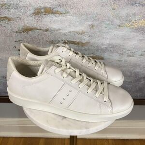ECCO Shoes Womens Size 10.5 White Leather Lace Up Walking Comfort Sneakers